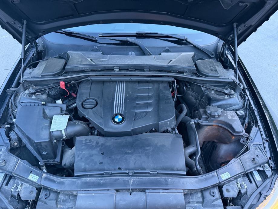 Prodajem bmw e90, fotografija 13
