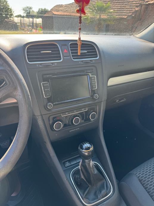 Prodajem Golf VI 1.6 TDI, fotografija 4