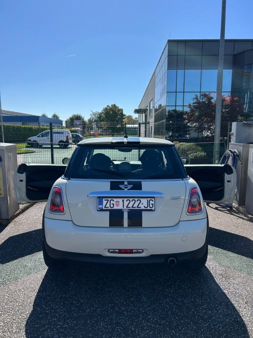 Prodajem mini one, fotografija 12