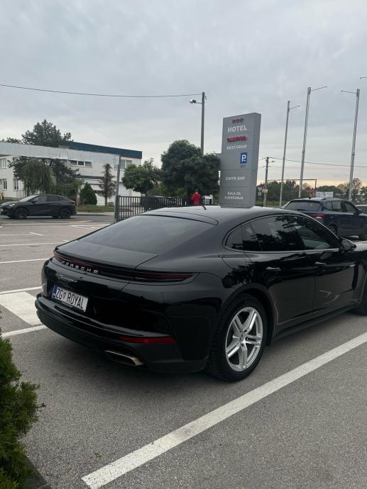 Prodajem Porsche Panameru 2024 god., fotografija 8