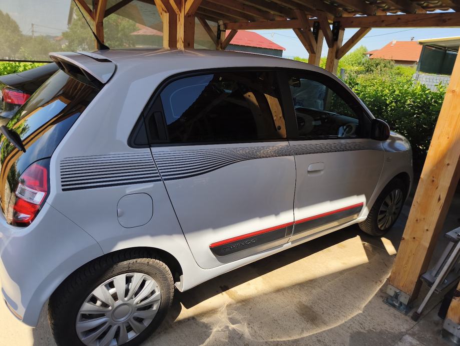 Renault Twingo 1.0/ 94 tkm/tempomat/park senzori/bluetooth/klima /led, fotografija 4