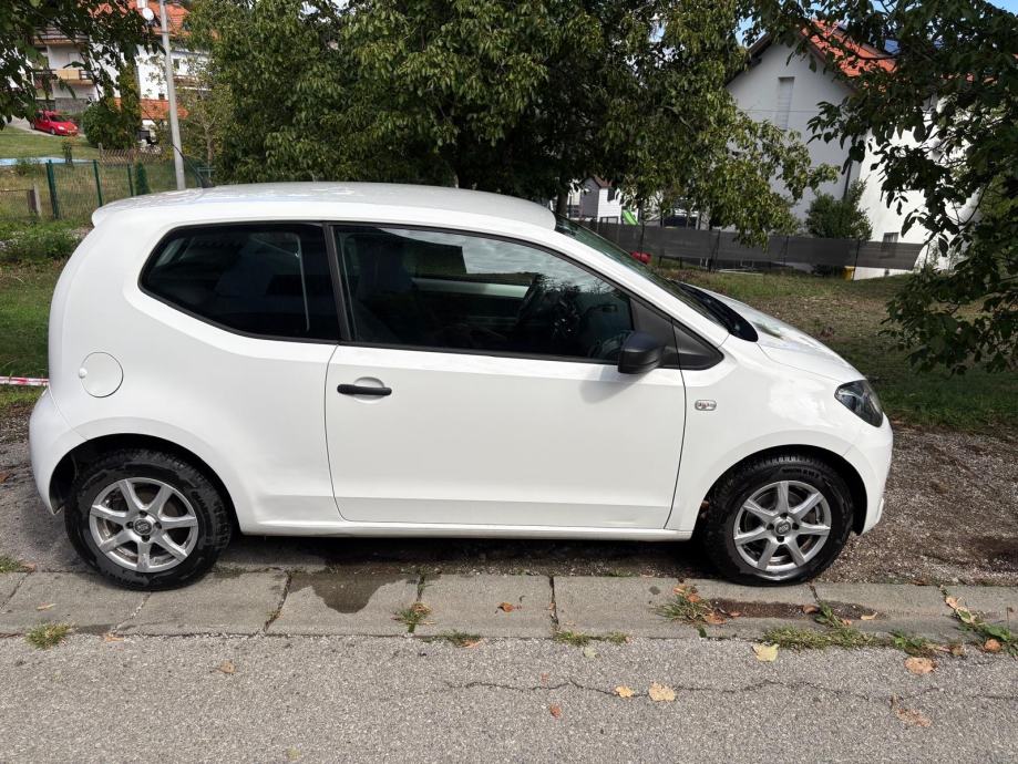 Prodajem VW Up! 1,0 up!, fotografija 10