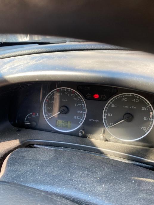 Na prodaju Citroën Xsara 1,4 i siva, fotografija 7