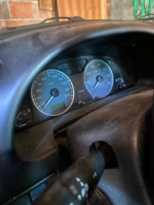 Na prodaju Citroën Xsara 1,4 i siva, fotografija 12