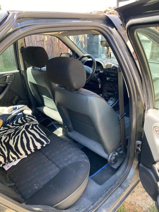 Na prodaju Citroën Xsara 1,4 i siva, fotografija 14