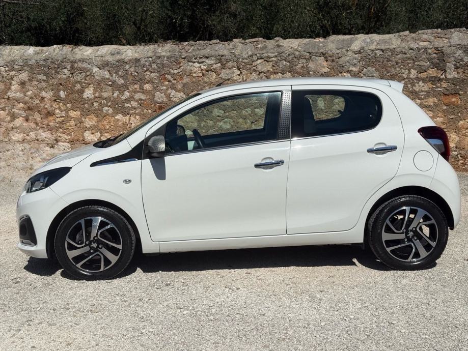 PEUGEOT 108 1.0 Allure *reg. godinu dana/5 vrata/sva oprema*, fotografija 5