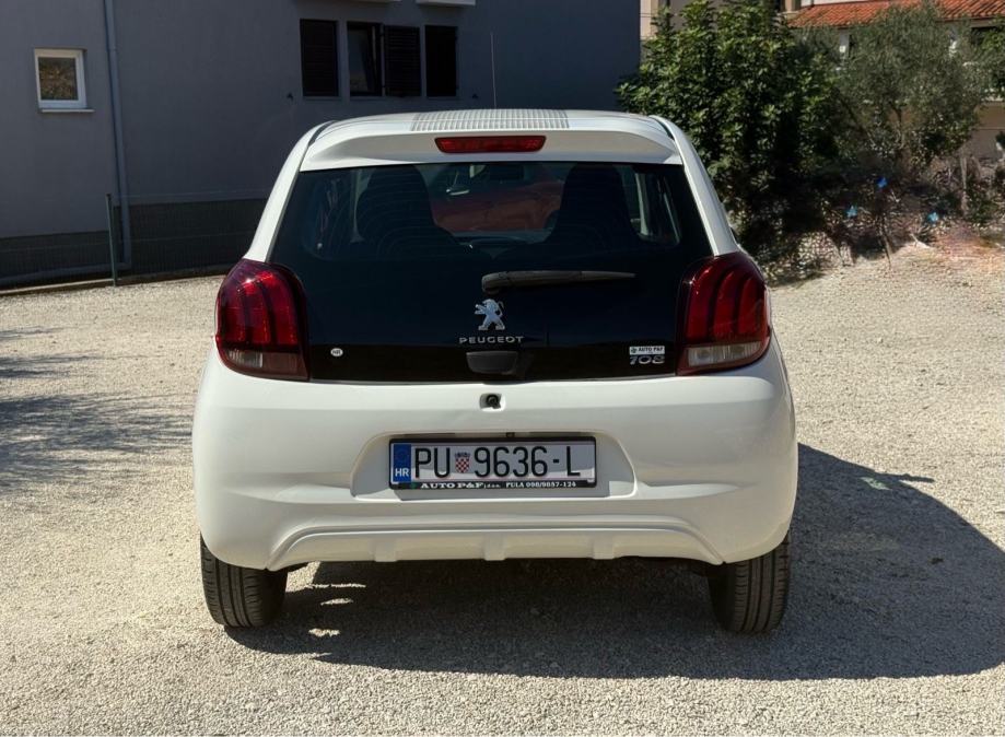 PEUGEOT 108 1.0 Allure *reg. godinu dana/5 vrata/sva oprema*, fotografija 8