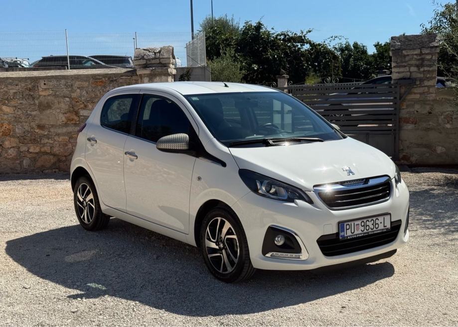 PEUGEOT 108 1.0 Allure *reg. godinu dana/5 vrata/sva oprema*, fotografija 11