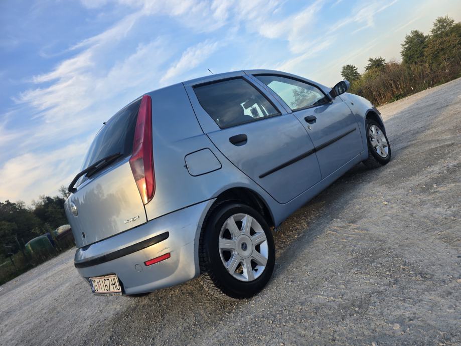 Punto 1,3 Multijet 16V automatik Servo,Klima,Maglenke,Alu Kredit-Zamj, fotografija 7