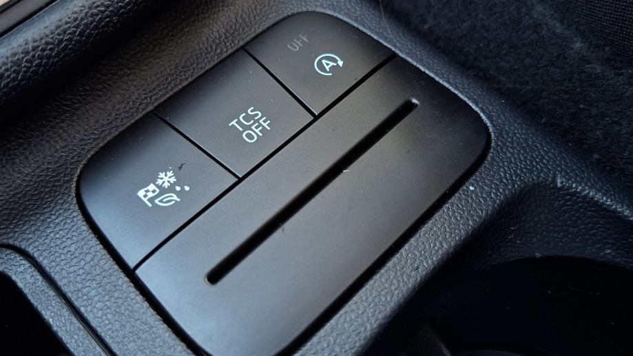 Rabljeno vozilo Ford Fiesta 1.0 Ecoboost, Benzin, fotografija 15