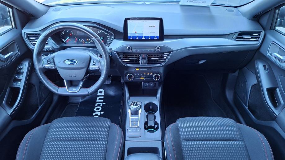 Rabljeno vozilo Ford Focus 1.5 Ecoblue Automatic ST-line, Diesel, fotografija 4