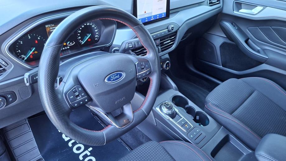 Rabljeno vozilo Ford Focus 1.5 Ecoblue Automatic ST-line, Diesel, fotografija 5