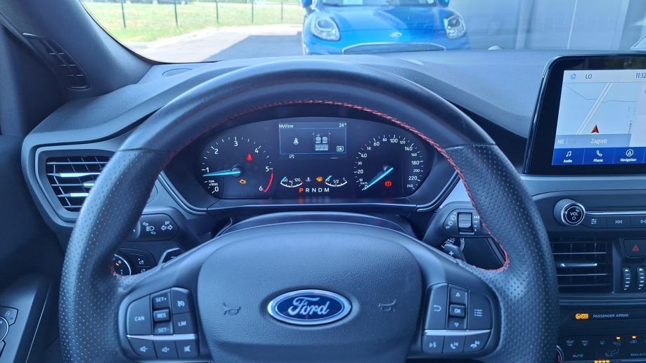 Rabljeno vozilo Ford Focus 1.5 Ecoblue Automatic ST-line, Diesel, fotografija 16