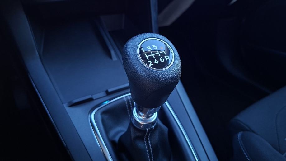 Rabljeno vozilo Ford Puma 1.0 Ecoboost mHEV, Benzin, fotografija 12