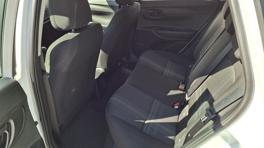 Rabljeno vozilo Hyundai I20 1.2, Benzin, fotografija 8