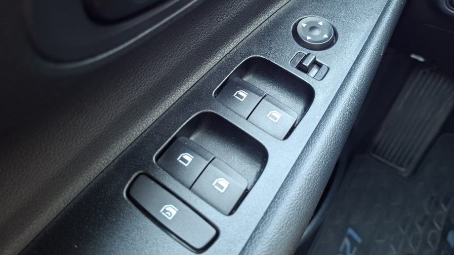 Rabljeno vozilo Hyundai I20 1.2, Benzin, fotografija 20