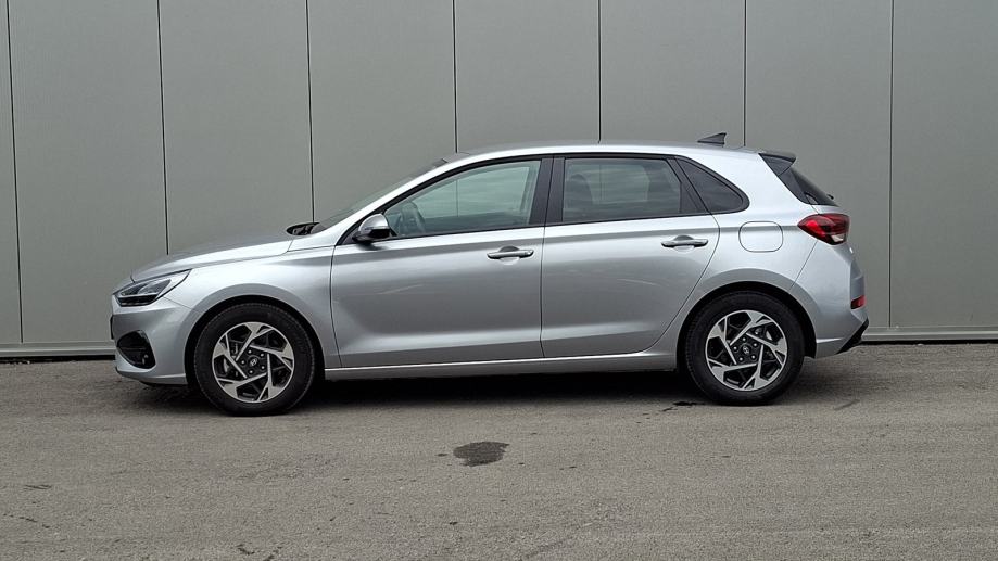 Rabljeno vozilo Hyundai I30 1.0 T-GDI, Benzin, fotografija 2