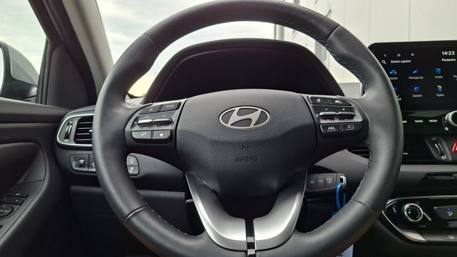 Rabljeno vozilo Hyundai I30 1.0 T-GDI, Benzin, fotografija 17