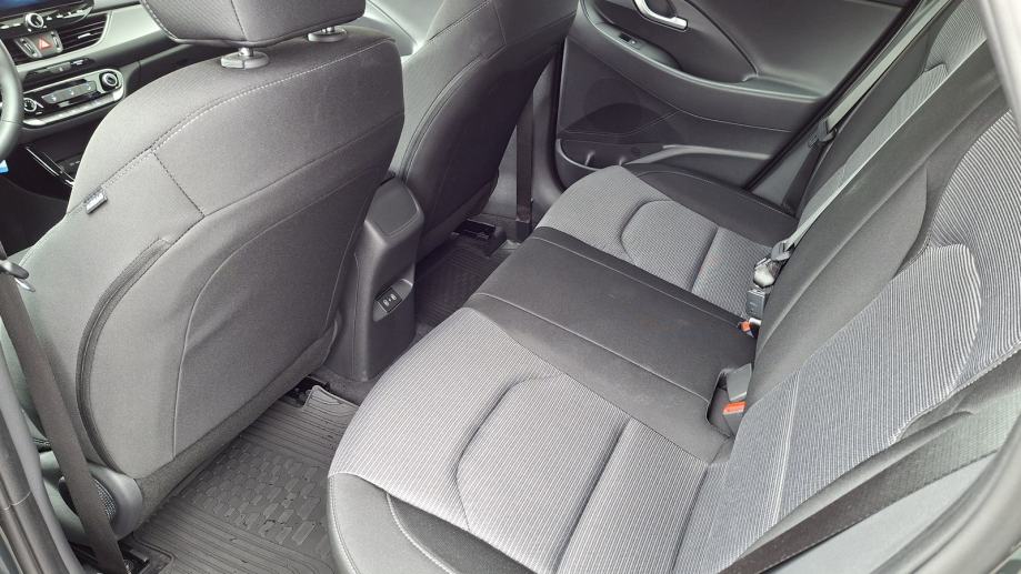 Rabljeno vozilo Hyundai I30 1.0 T-GDI, Benzin, fotografija 8
