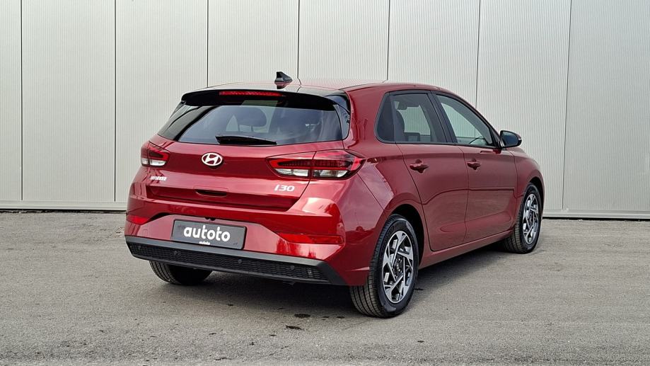 Rabljeno vozilo Hyundai I30 1.0 T-GDI, Benzin, fotografija 3