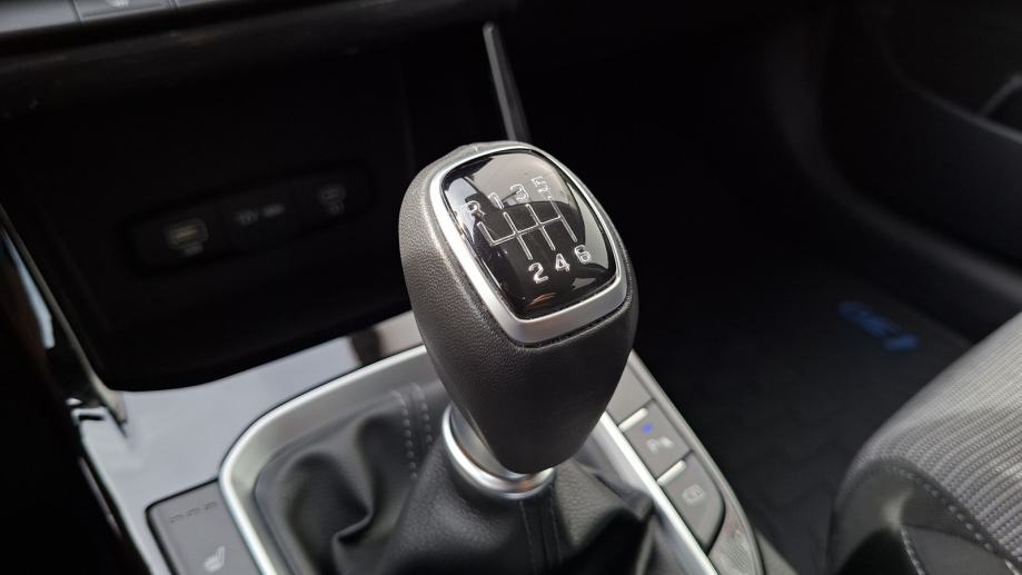 Rabljeno vozilo Hyundai I30 1.0 T-GDI, Benzin, fotografija 17