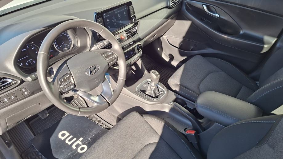 Rabljeno vozilo Hyundai I30 Karavan 1.0 T-GDI, Benzin, fotografija 5