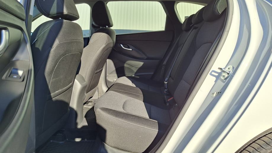 Rabljeno vozilo Hyundai I30 Karavan 1.0 T-GDI, Benzin, fotografija 7