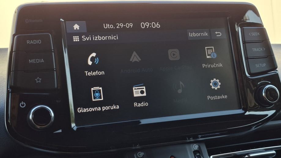Rabljeno vozilo Hyundai I30 Karavan 1.0 T-GDI, Benzin, fotografija 10