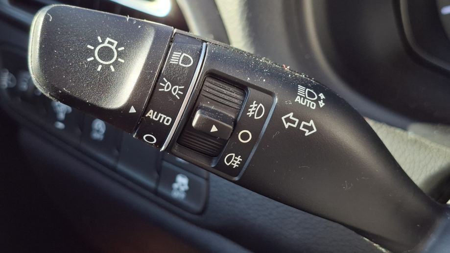 Rabljeno vozilo Hyundai I30 Karavan 1.0 T-GDI, Benzin, fotografija 20