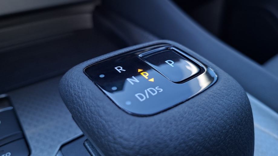 Rabljeno vozilo Nissan Qashqai 1.3 DIG-T MHEV X-tronic, Benzin, fotografija 14