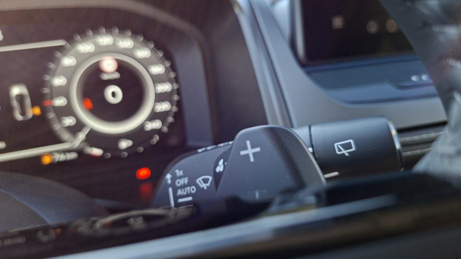 Rabljeno vozilo Nissan Qashqai 1.3 DIG-T MHEV X-tronic, Benzin, fotografija 19