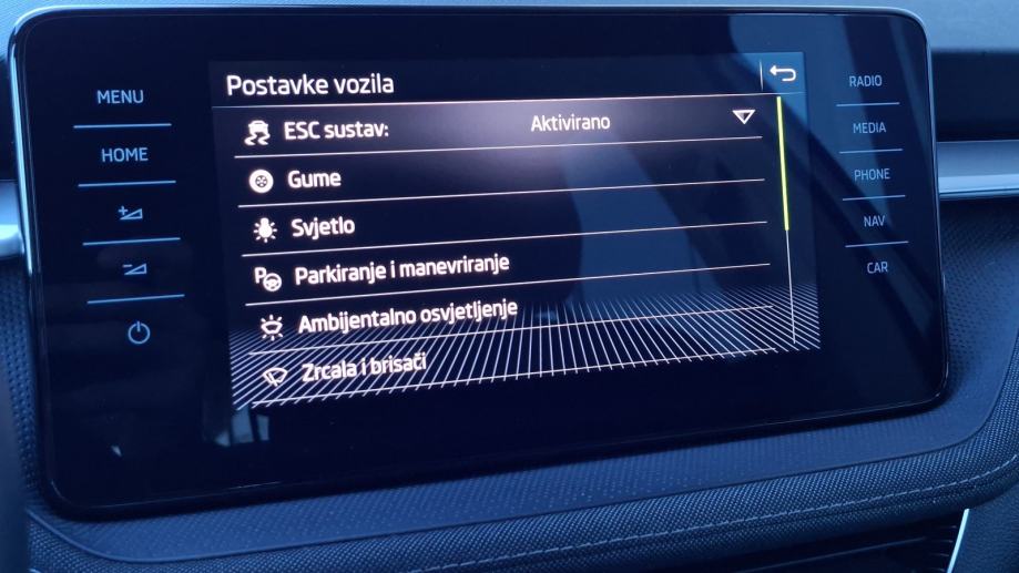 Rabljeno vozilo Škoda Fabia 1.0 TSI, Benzin, fotografija 12