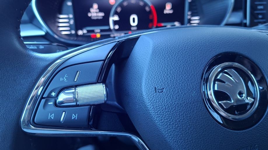 Rabljeno vozilo Škoda Fabia 1.0 TSI, Benzin, fotografija 17
