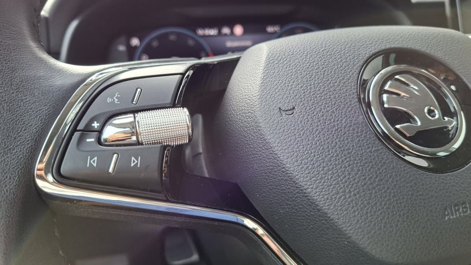 Rabljeno vozilo Škoda Kamiq 1.0 TSI DSG, Benzin, fotografija 17