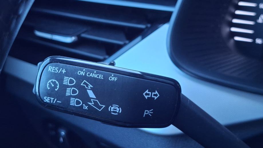 Škoda Scala 1.0 TSI DSG, fotografija 19