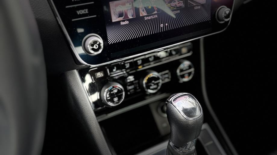 Škoda Superb 2.0 TDI DSG, fotografija 9