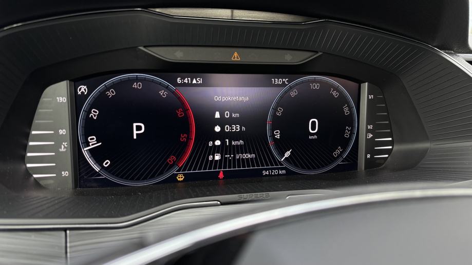Škoda Superb 2.0 TDI DSG, fotografija 15