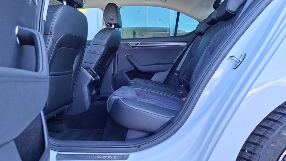 Rabljeno vozilo Škoda Superb 2.0 TDI DSG, Diesel, fotografija 7