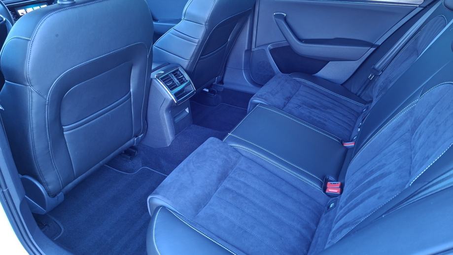 Rabljeno vozilo Škoda Superb 2.0 TDI DSG, Diesel, fotografija 8