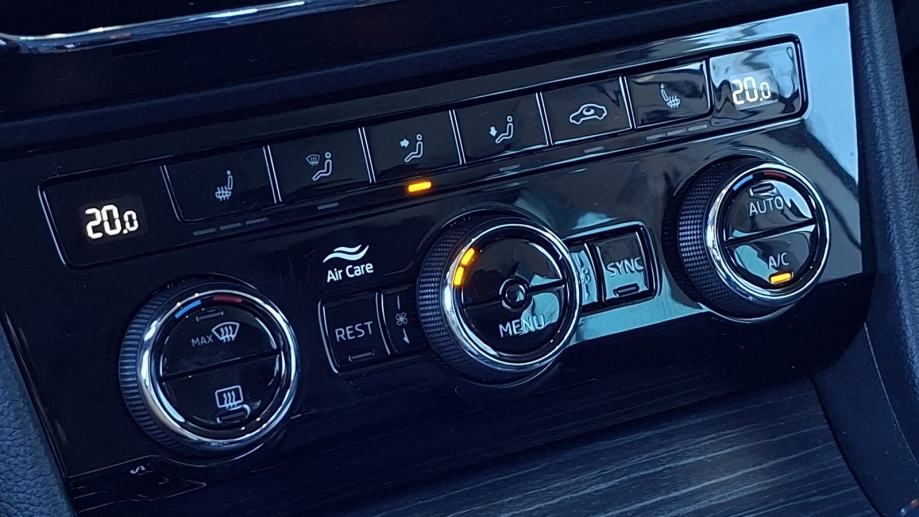 Rabljeno vozilo Škoda Superb 2.0 TDI DSG, Diesel, fotografija 13
