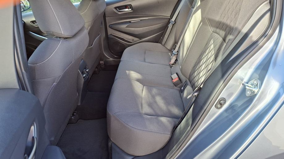 Rabljeno vozilo Toyota Corolla 1.5, Benzin, fotografija 7