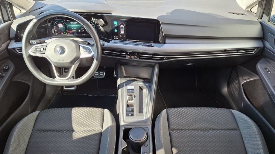 Rabljeno vozilo VW Golf VIII 2.0 TDI DSG, Diesel, fotografija 4