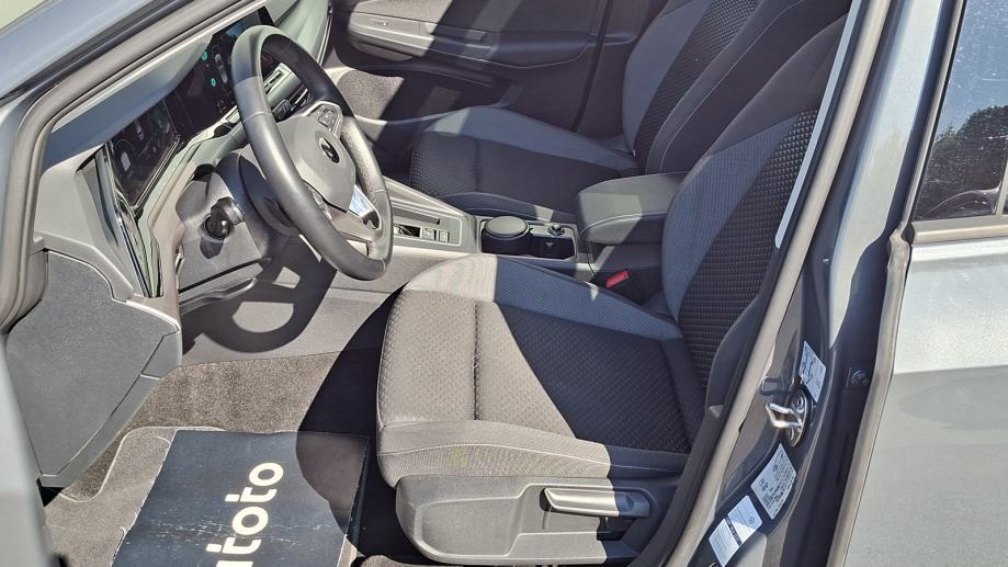 Rabljeno vozilo VW Golf VIII 2.0 TDI DSG, Diesel, fotografija 6