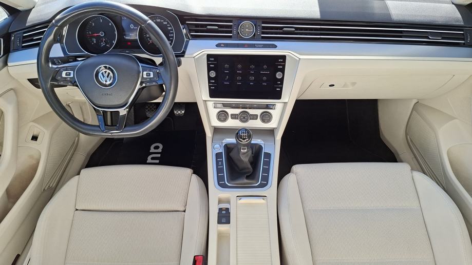 Rabljeno vozilo VW Passat 2.0 TDI, Diesel, fotografija 4