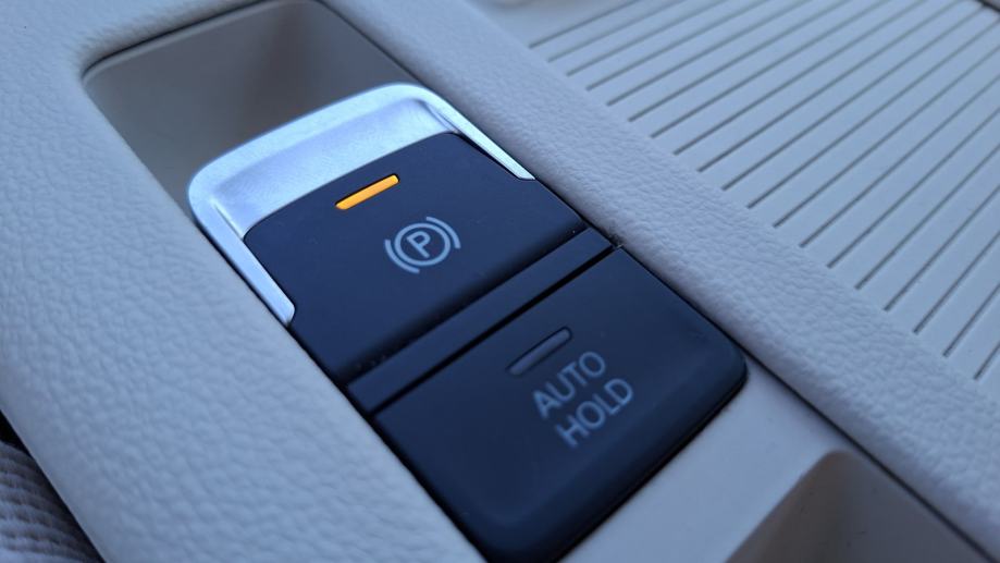 Rabljeno vozilo VW Passat 2.0 TDI, Diesel, fotografija 14