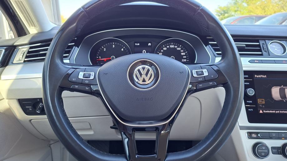 Rabljeno vozilo VW Passat 2.0 TDI, Diesel, fotografija 16