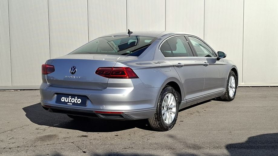 Rabljeno vozilo VW Passat 2.0 TDI DSG, Diesel, fotografija 3