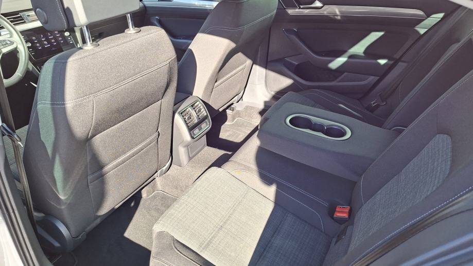 Rabljeno vozilo VW Passat 2.0 TDI DSG, Diesel, fotografija 8