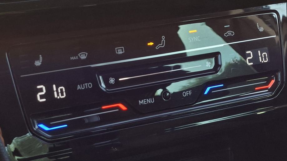 Rabljeno vozilo VW Passat 2.0 TDI DSG, Diesel, fotografija 13