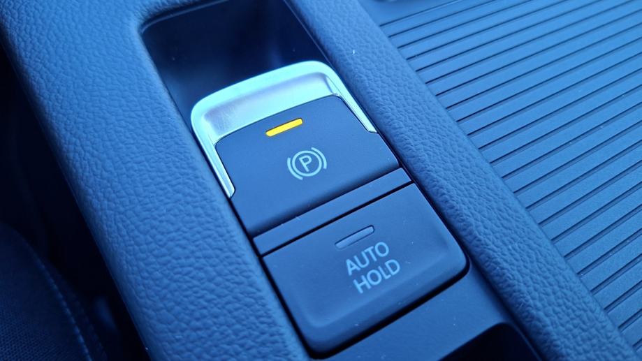Rabljeno vozilo VW Passat 2.0 TDI DSG, Diesel, fotografija 14
